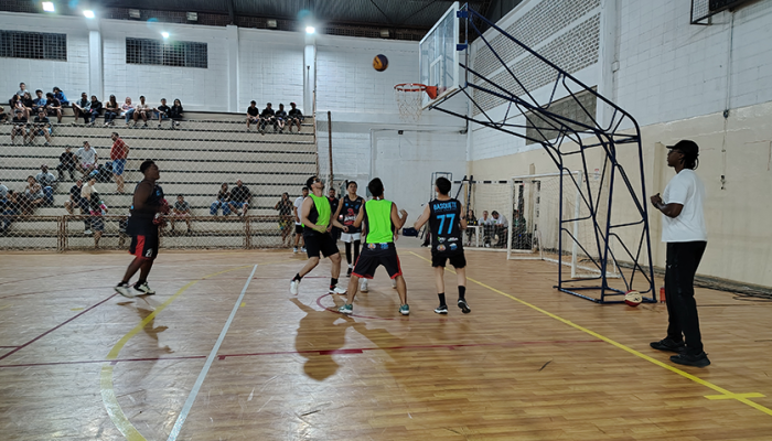 Basquete 3x3 foi a atração da noite - Foto: Nelson Chiecchi